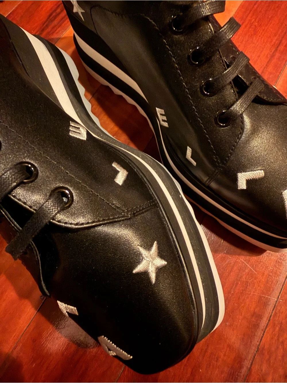 NWOT Black and white Platform Sneakers size 41